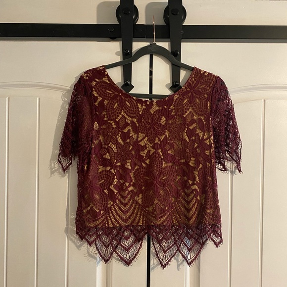 Express Tops - Maroon express blouse